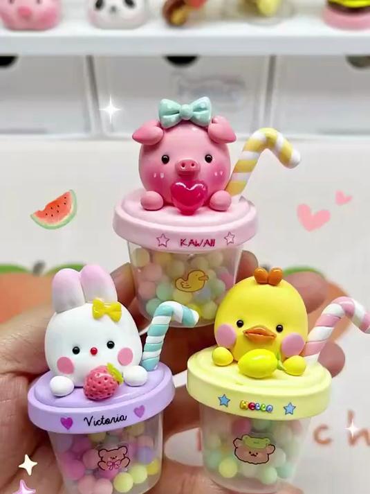 一次性调料盒改造迷你奶茶杯摇摇乐