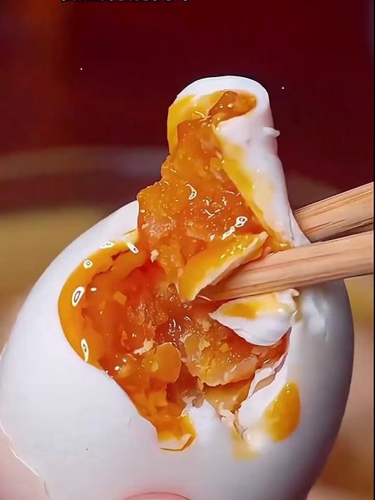 红树林原生态海鸭蛋，古法烤制，鲜香不腻