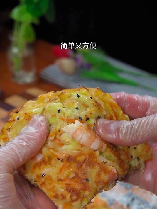 松软好吃的包菜丝饼