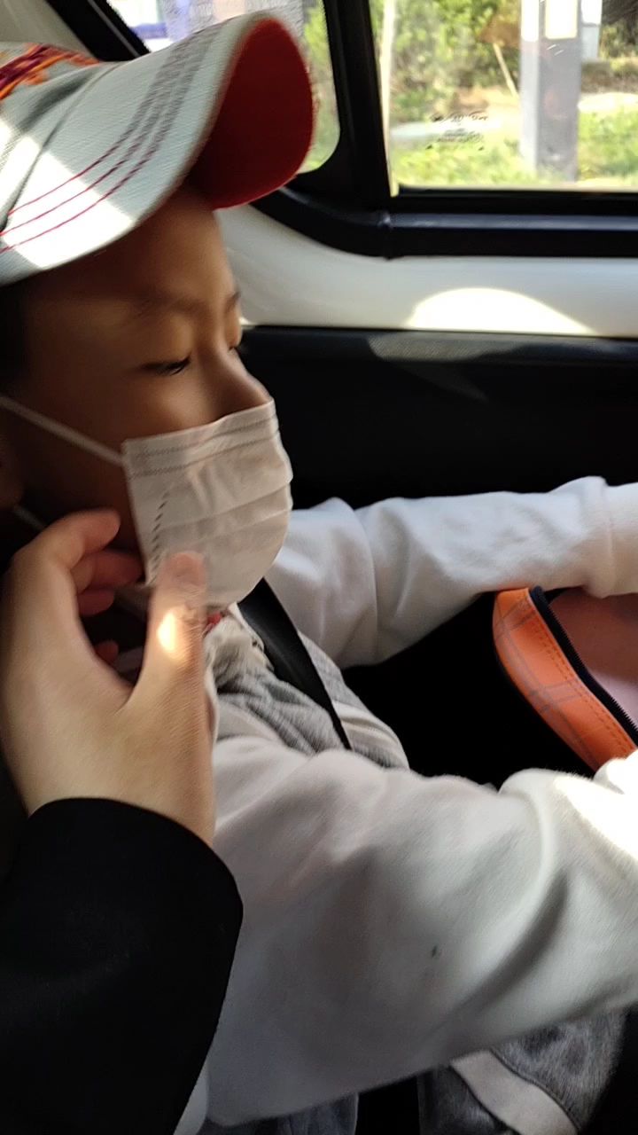 生日蛋糕加冰糕小孩要咳嗽的节奏