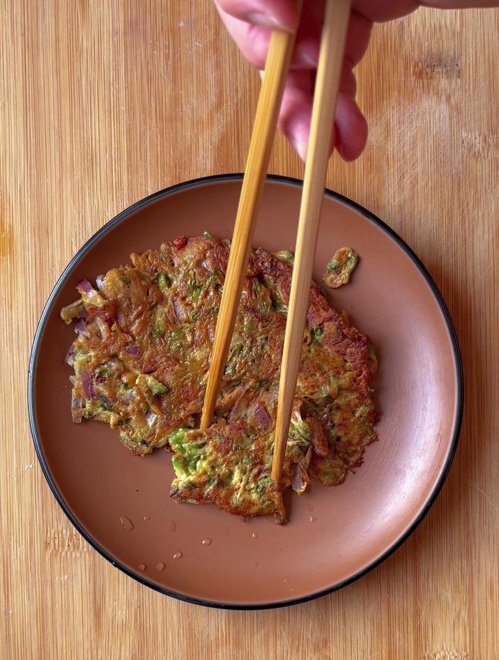 槐花煎饼的正确做法，像我这样做，简单美味