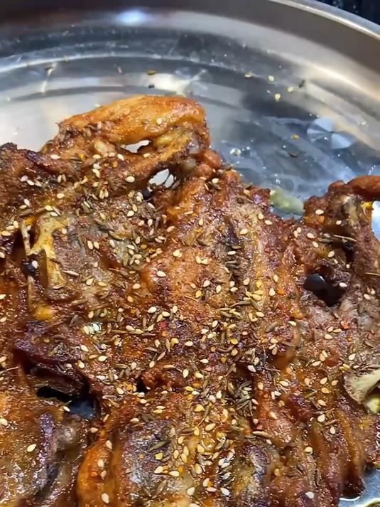 寻味冬至节气美食-招牌铁板鸡架,价格合理,用料实在~