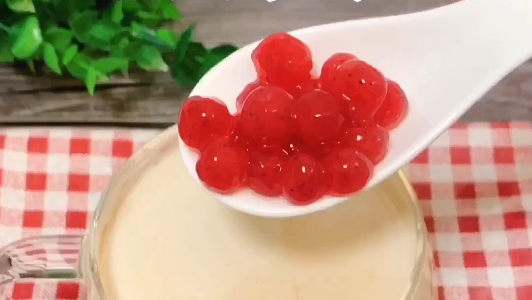 火龙果珍珠奶茶#潮级玩家# #甜品烘焙秘方# #夏日小吃图鉴# 