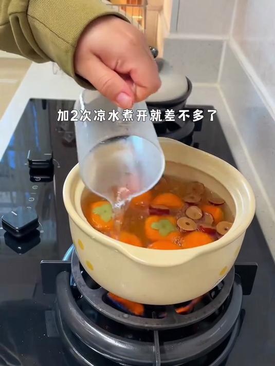 小朋友就要吃这种热乎乎的早餐 酒酿汤圆再适合不过了