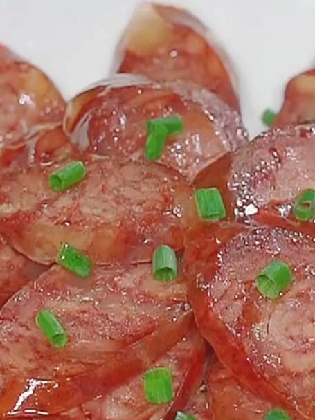 只要你有肉，自己在家就能灌香肠，用这个灌出来的香肠根根饱满