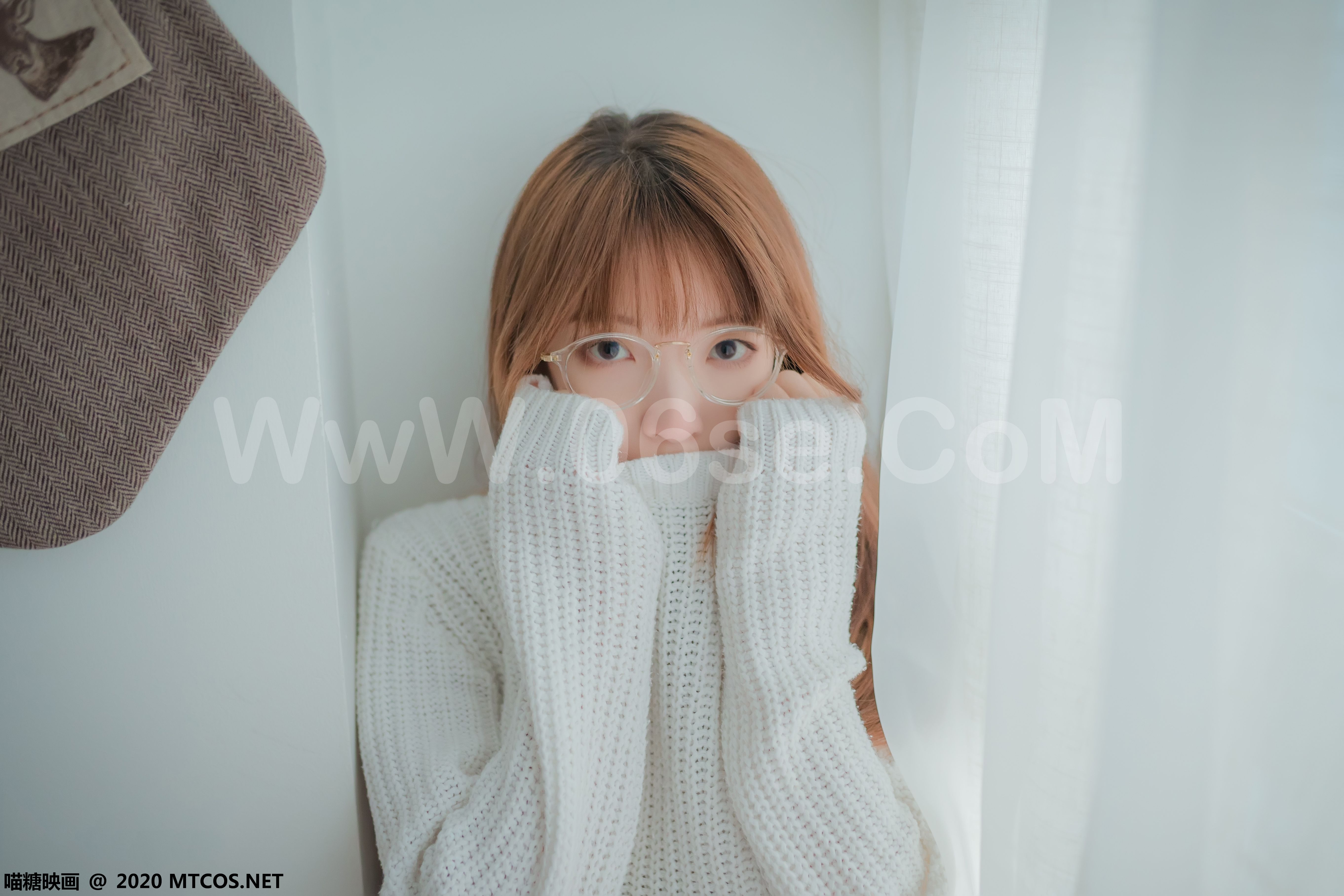 图片[23]-[MTCos] 喵糖映画 Vol.077 粉格裙的眼睛娘-六色网