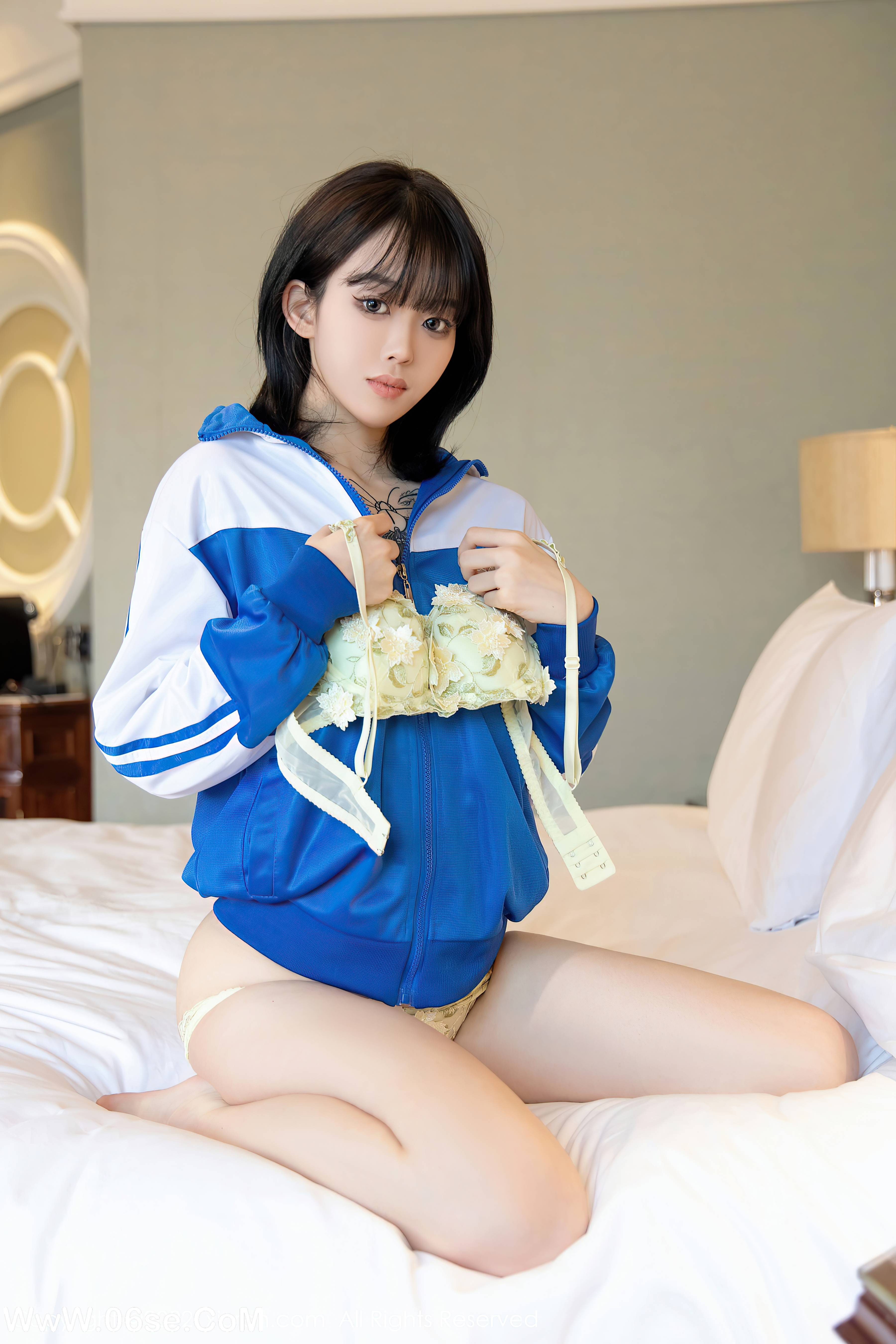 图片[3]-[XIUREN秀人网] 2022.04.08 NO.4838 奶瓶.[70+1P682M]-六色网