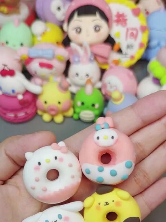 来用粘土做甜甜圈吧 #超轻粘土##手工#
