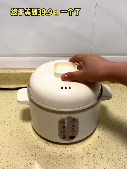 周末懒人餐!丢食材进去,预约两小时喝到莲藕排骨汤