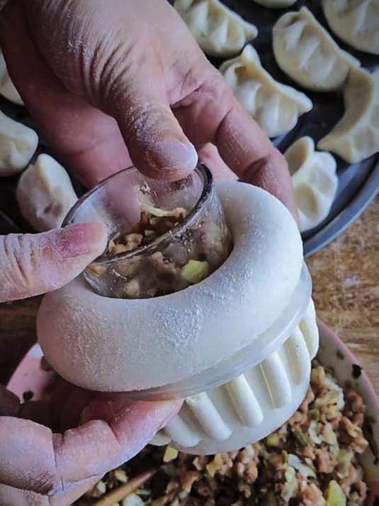 一看就会的花样包子包法