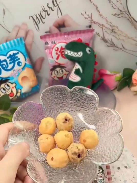 馋嘴时刻好选择,旺旺泡芙,外皮酥脆内馅柔滑超解馋!