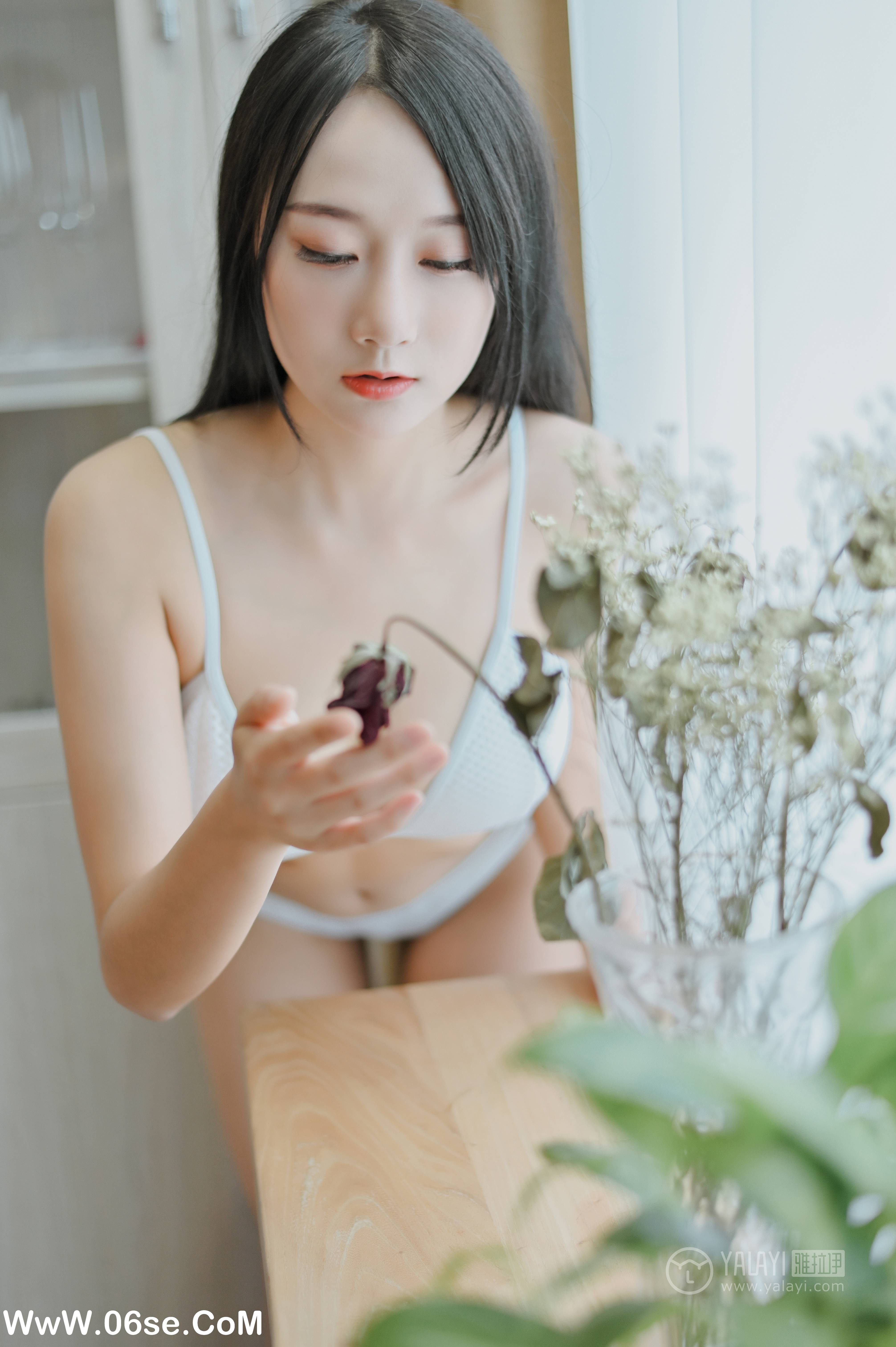 图片[38]-[YALAYI雅拉伊] No.323 女白领的私生活2 何嘉颖-六色网