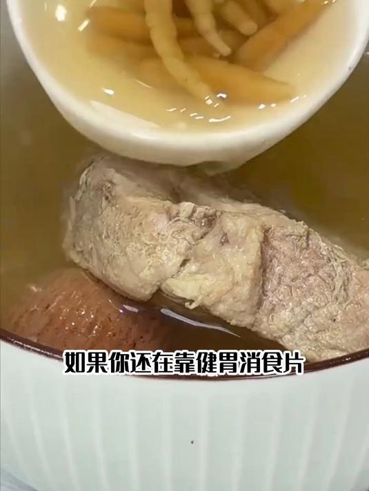 养生汤新体验:独脚金瘦肉汤的独特风味
