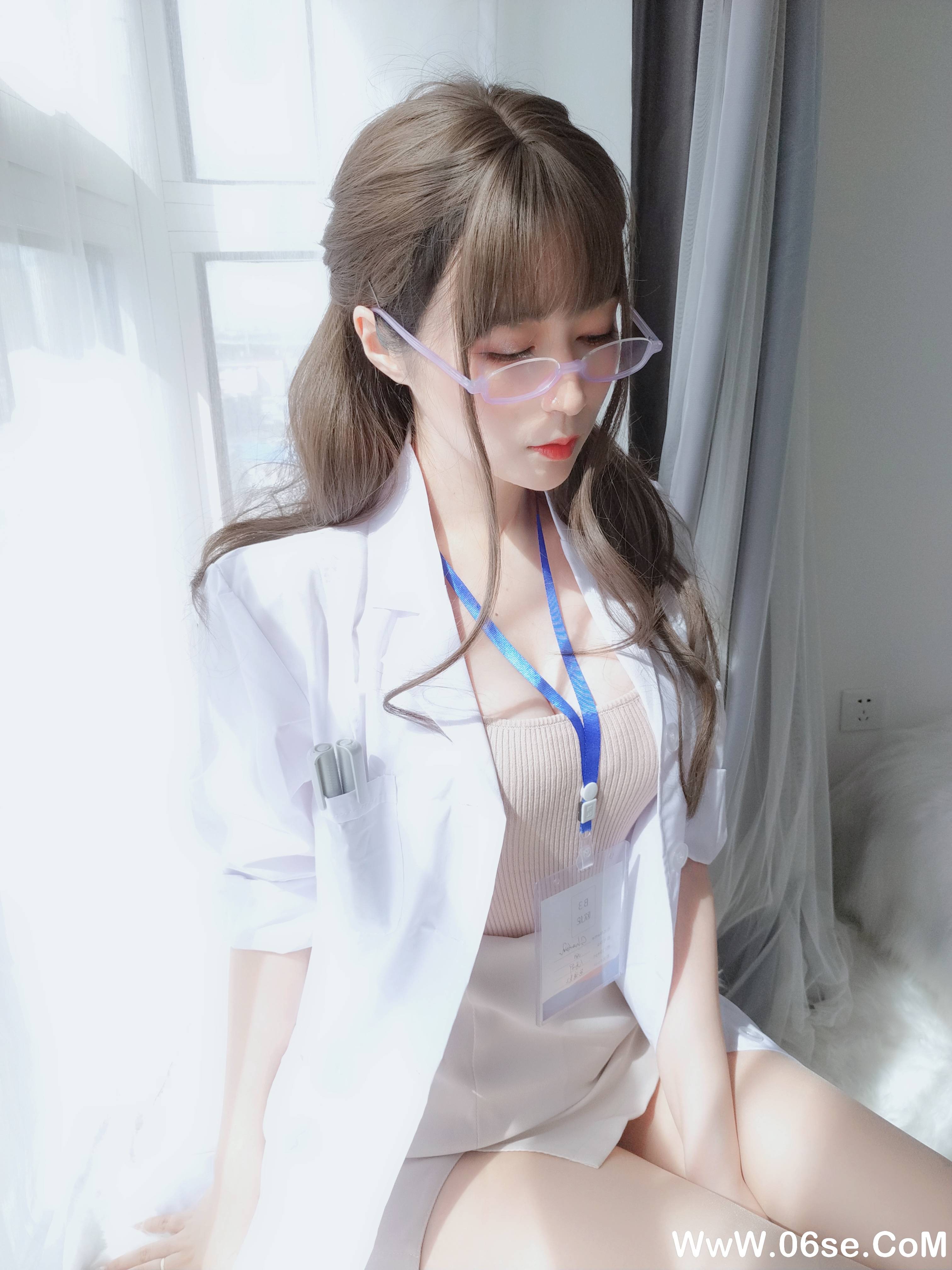 Coser小姐姐白银 NO.060 - 私人医生[159P+6V1.03G]-六色网