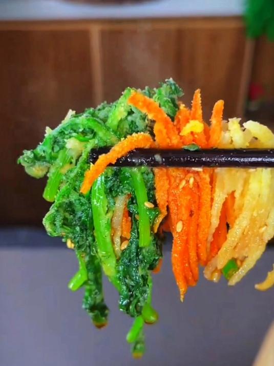 蒸蔬菜到底是用淀粉还是用面粉