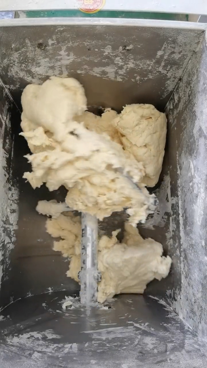 制作包子全过程,看下包子机做的包子怎么样