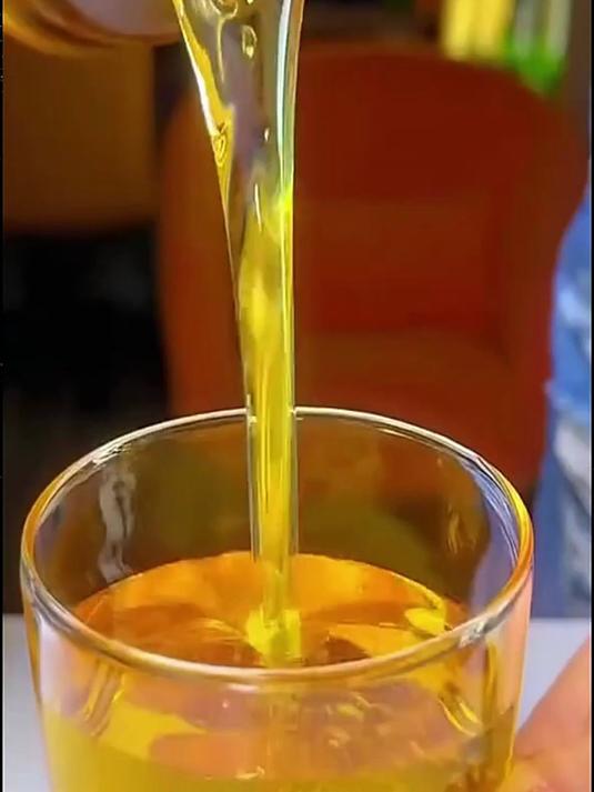 谁能拒？橄榄油炒青椒超辣，超提味