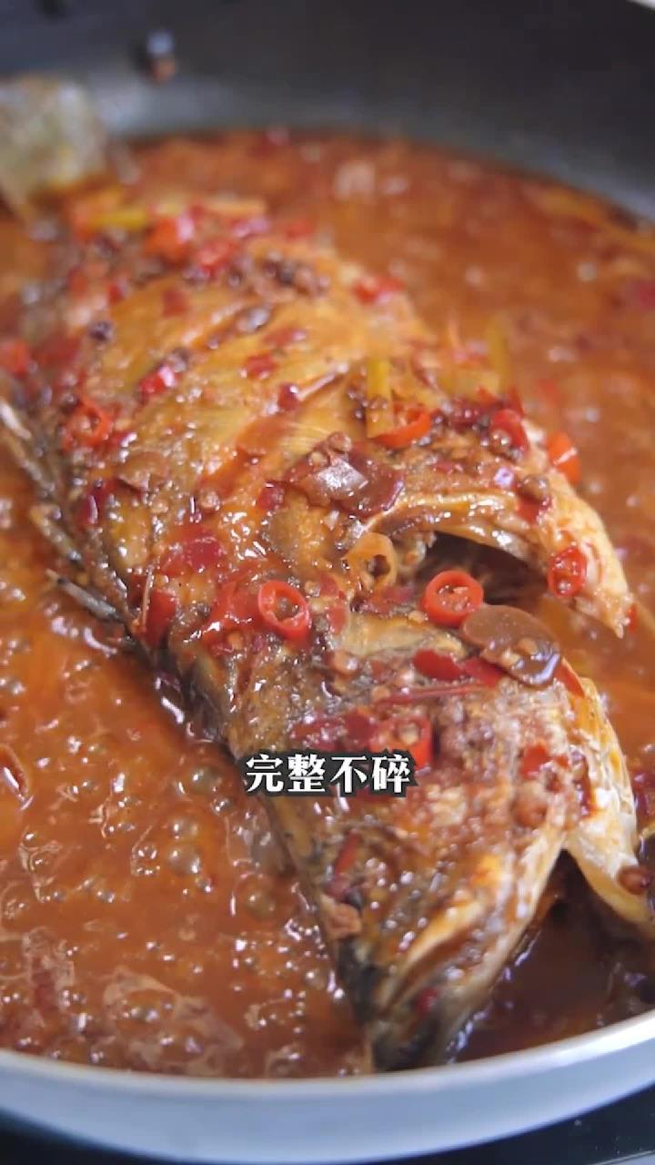 为什么餐厅做的红烧桂鱼不碎,还一点都不腥,诀窍都在这个视