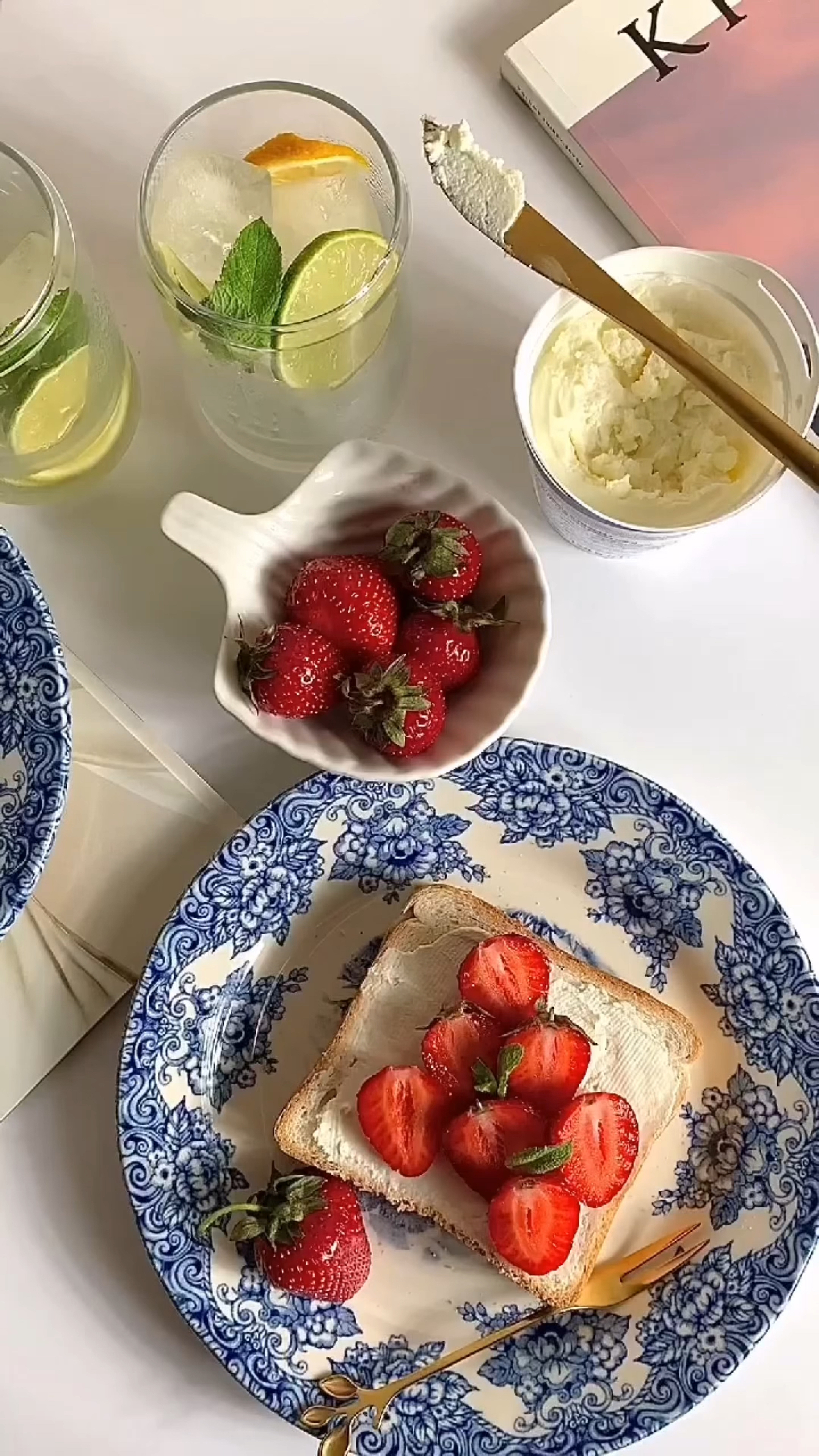 家庭版早餐水果三明治,营养丰富!