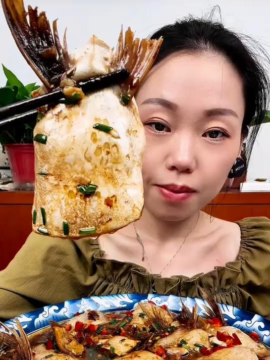 巴沙鱼巴沙鱼翅红烧着吃小味真不错