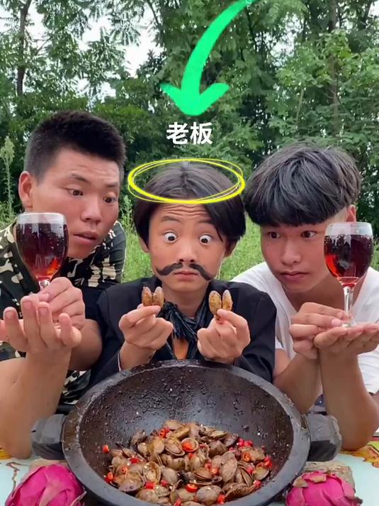 瓦罐红烧肉抖枣红汁