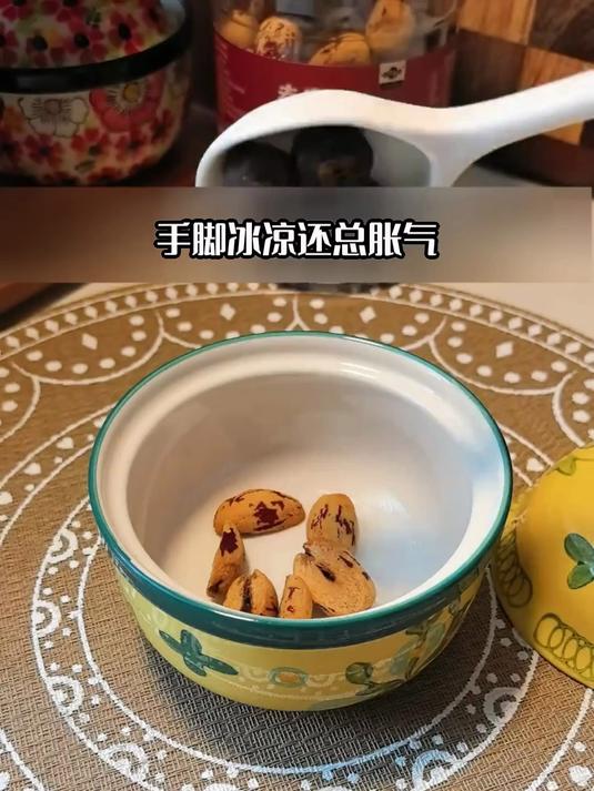补养身心花胶红枣桂圆汤 全面滋养状态更在线