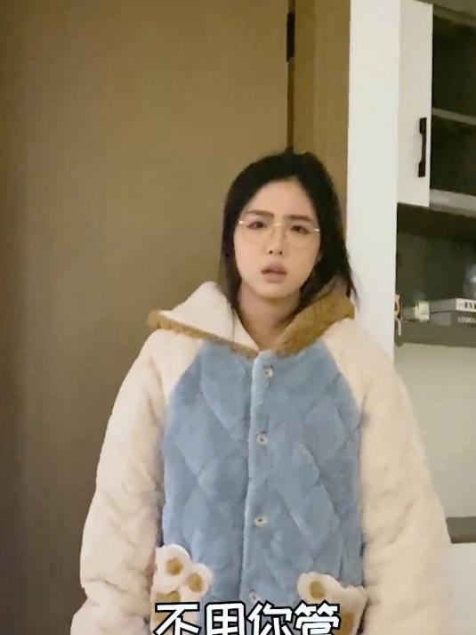 好幸福有这样的“朋友”陪我聊天喝酒吃烧烤!