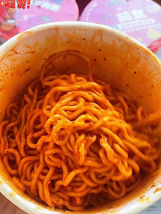 大人孩子都爱上了这个番茄肉酱拌面