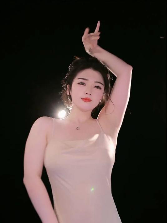 速存!蒸汽波风格热舞教程美到失语