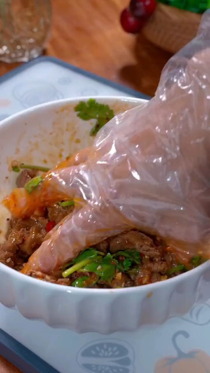 凉拌香菜牛肉的家常做法