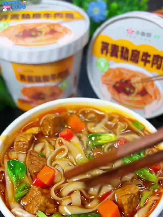 夜幕降临,一碗荞麦私房牛肉面,伴你度过温馨又惬意的夜晚