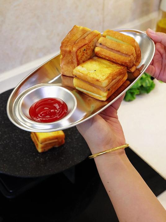 小学生早餐小吐司三明治，十几分钟搞定，省时省力还营养！