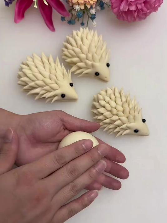 小刺猬馒头这样做太好看了 #花样面食制作#