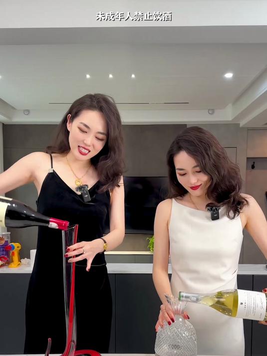 如果你喜欢甜甜的葡萄酒,一定试试新疆的半甜红!