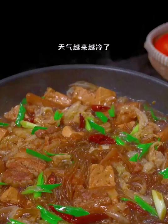 白菜猪肉炖粉条的美味秘籍,让你一周八次也不腻!