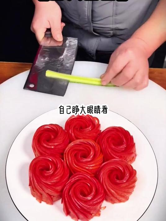 那天宿舍：过生日请全宿舍吃黑天鹅蛋糕