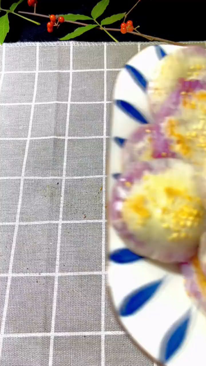 两分钟就能学会的奶香紫薯饼,香甜软糯超好吃!