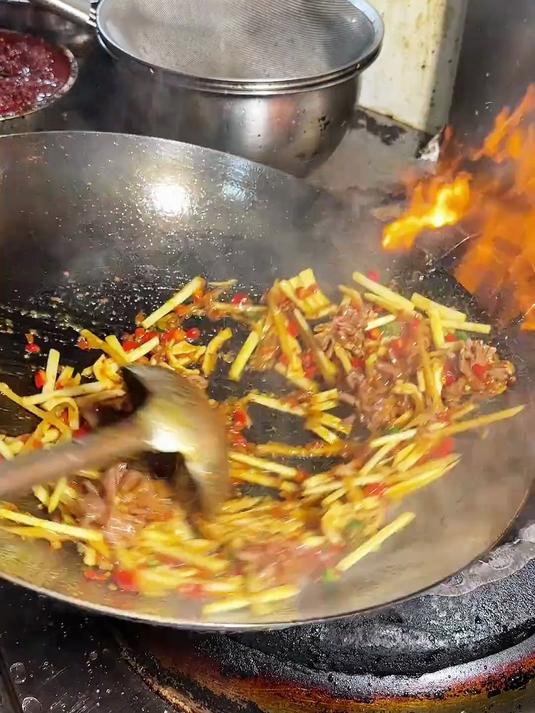 可惜你不是四川人,不知道火爆双脆有多好吃