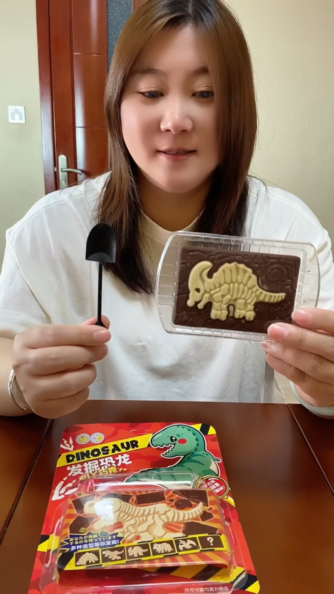 diy挖掘恐龙巧克力
