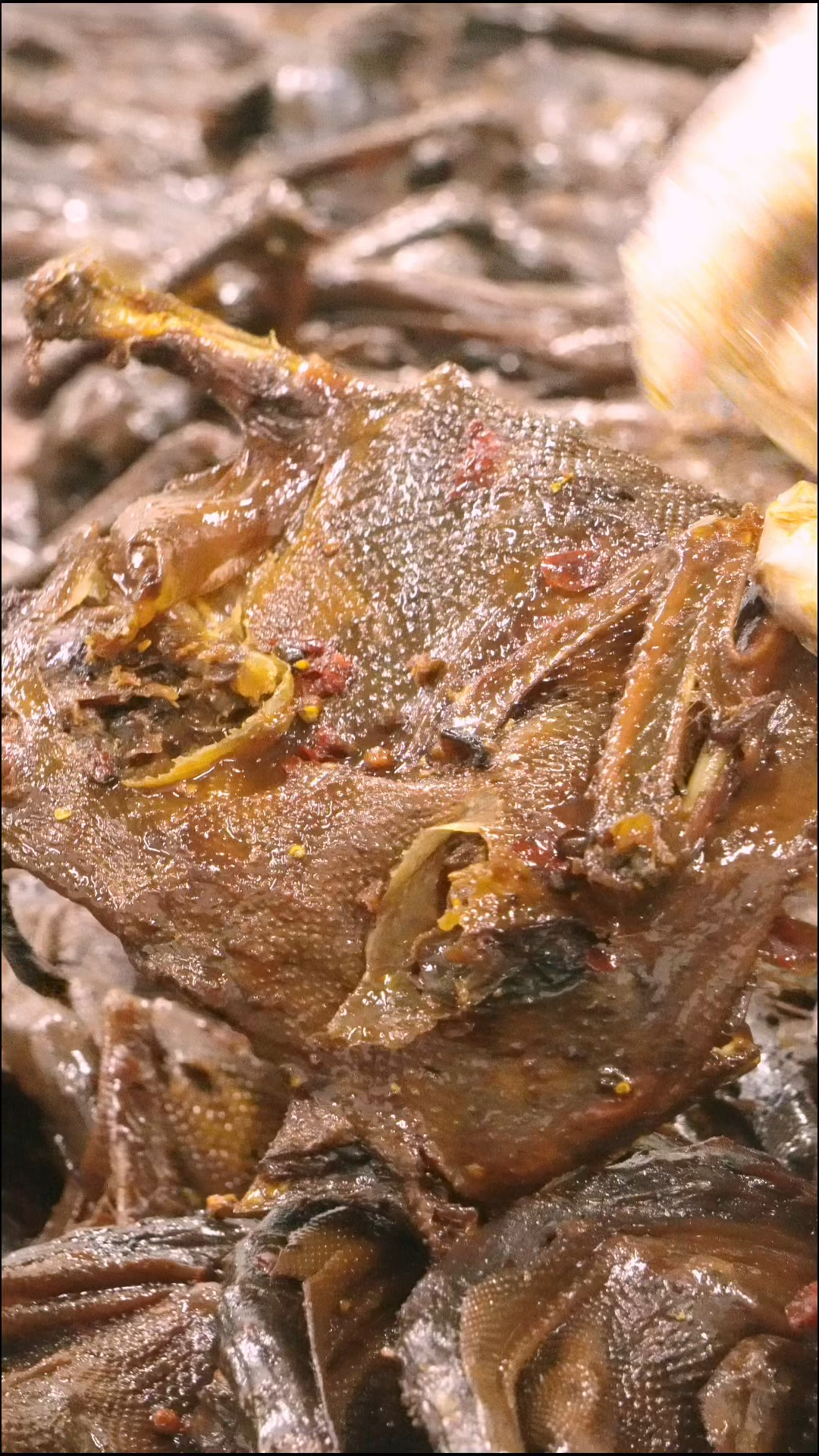 无数人追捧的湖南酱板鸭你们喜欢它的原因是啥?