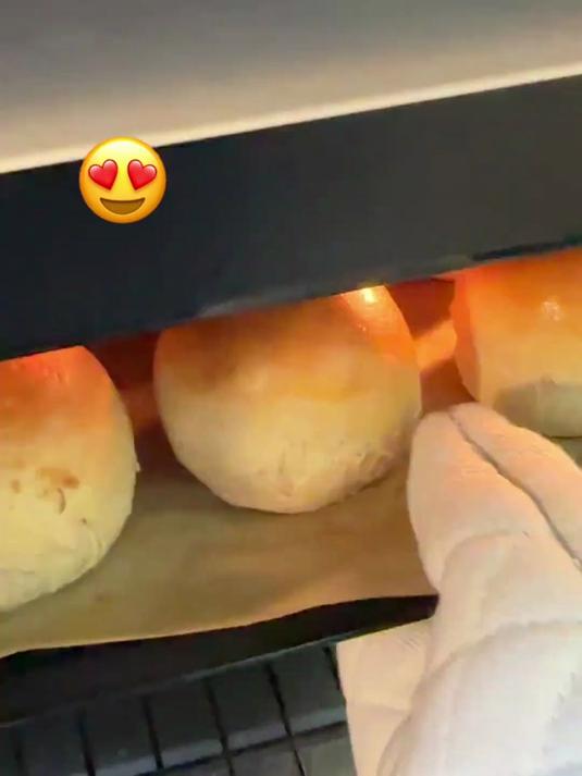 烘焙vlog｜今天在家复刻了麦当劳的双层吉士牛肉堡！