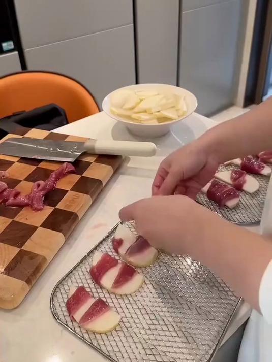 摩飞干果机水果实物烘干机自制家用宠物零食肉干风干机