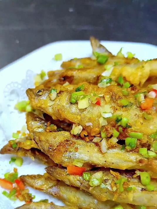 干净去鳃多春鱼,省去处理麻烦
