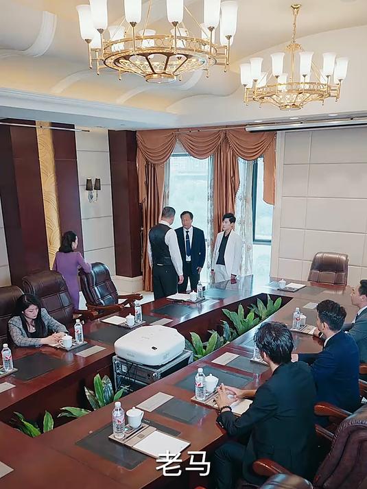 千金的假面商战 15