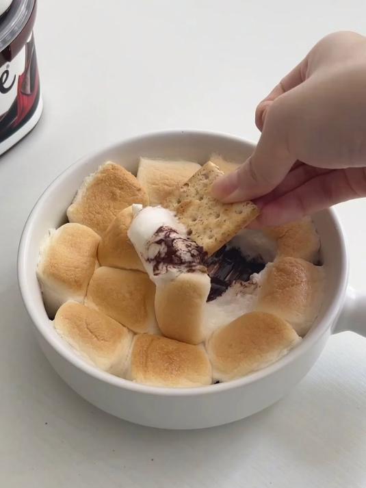 用巧克力做3款甜品,牛轧糖/蛋挞/慕斯,好适合秋冬!