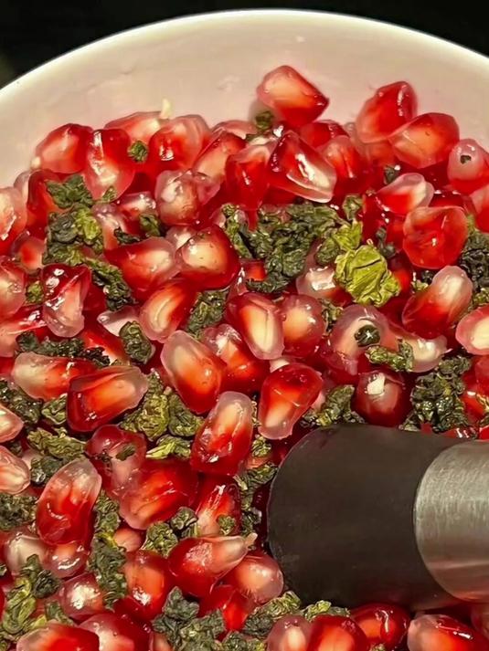 冬日暖阳下,捧着热可可,感受温暖在掌心蔓延