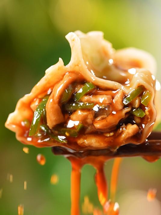 青椒肉丝饺子太好吃了!你一定没吃过的神仙饺子做法!有手就会!