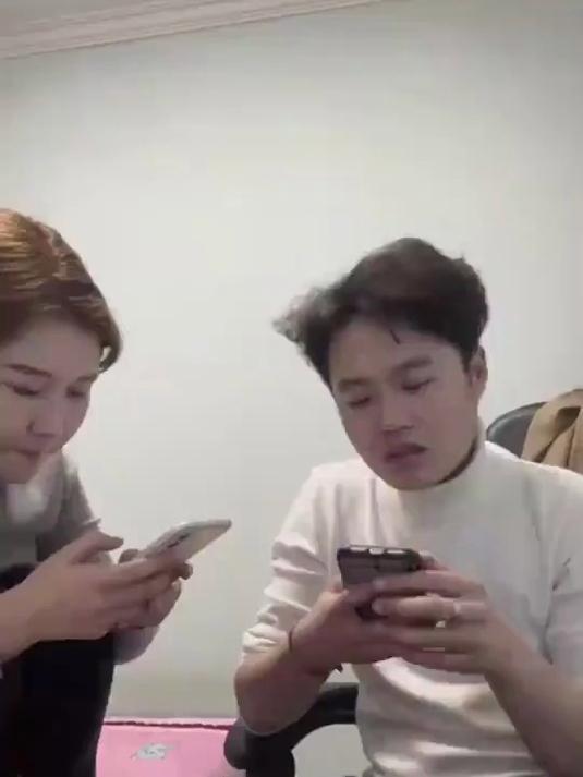 有这么辣眼睛吗,男生都有这样的表情包吧