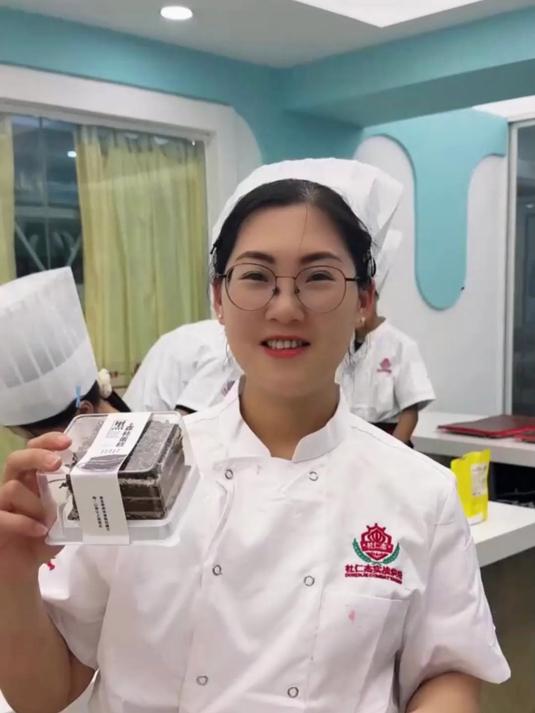 西点师是天选还是梦想?3个灵魂拷问适不适合做西点师 杭州学西点