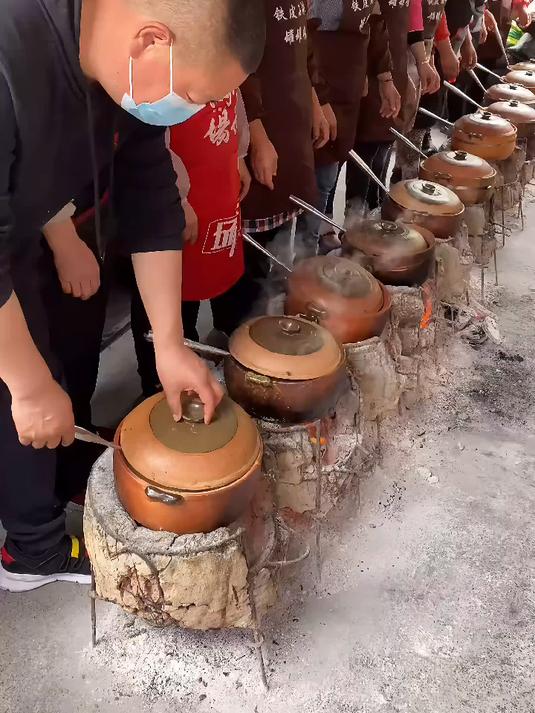 陕西安康旬阳特色地方美食,“瓤瓤的糊渡”你们可吃过!